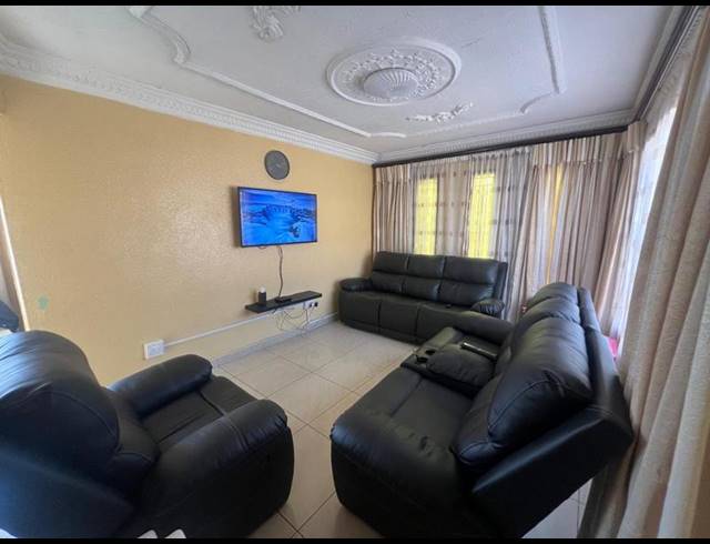 3 BEDROOM HOUSE FOR SALE IN MABOPANE